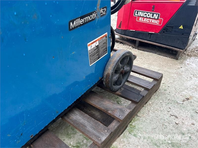 Miller matic 252 Welding machines