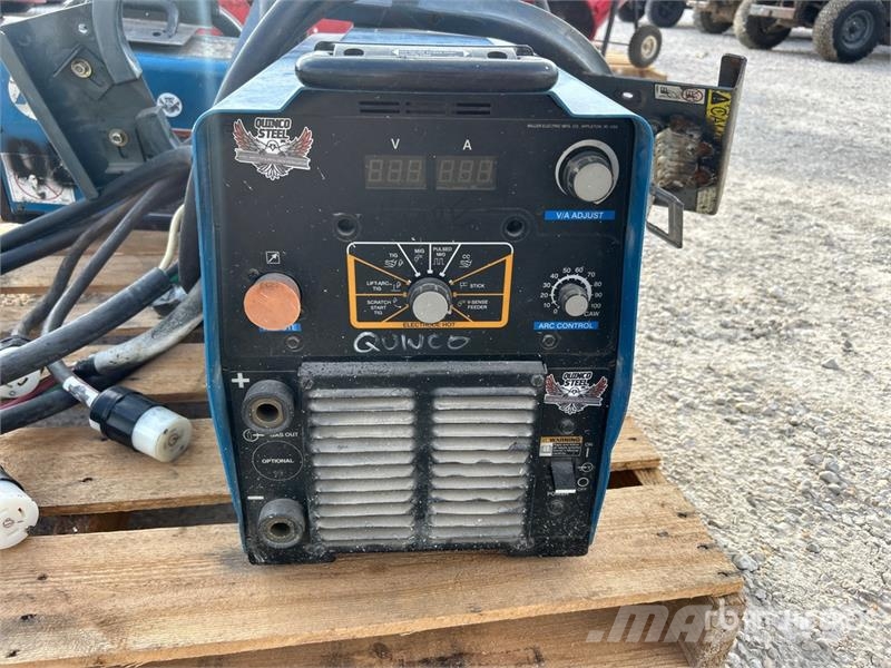 Miller of (2) Miller CST280 280 A Multi-Process Engine Dr Poste à souder