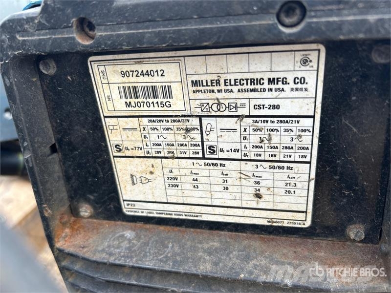Miller of (2) Miller CST280 280 A Multi-Process Engine Dr Poste à souder