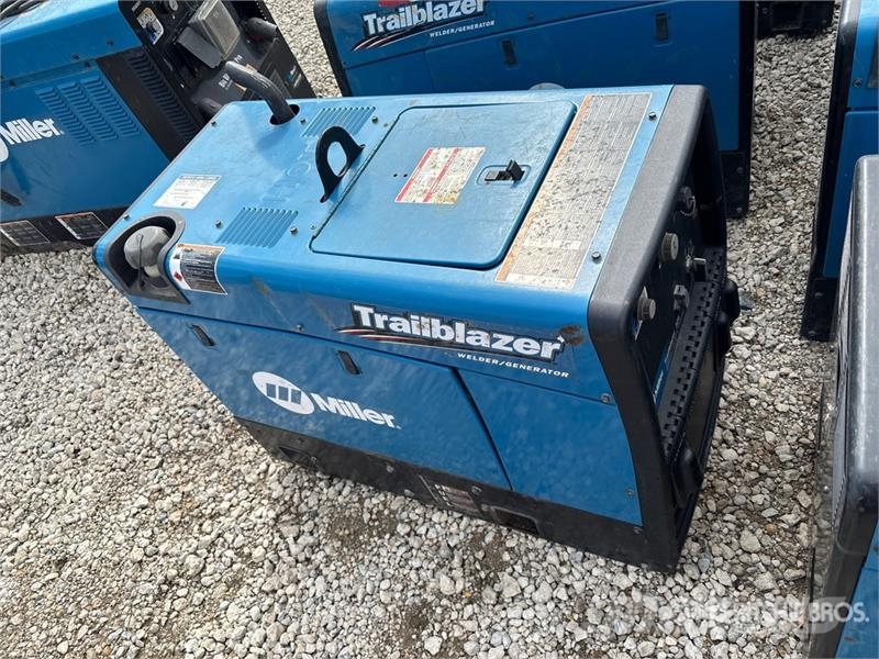 Miller Trailblazer 325 Multi-Process Engine Driven Welder Schweissgeräte