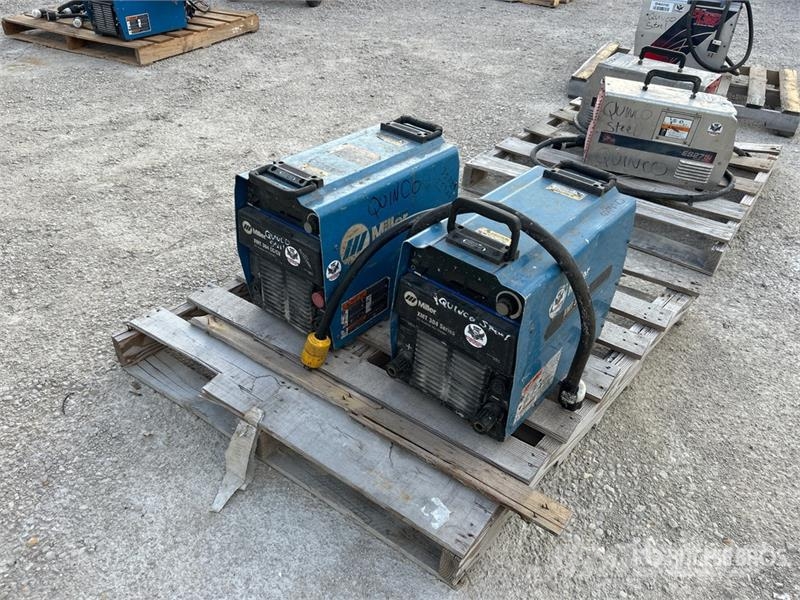 Miller XMT 304 CC/CV Poste à souder