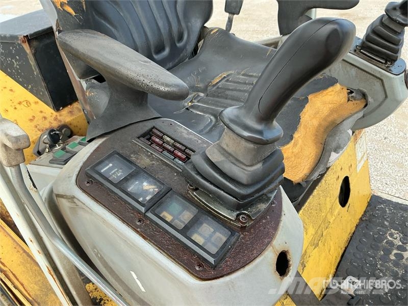 Mini Excavator (Inoperable) Mini bageri <7t