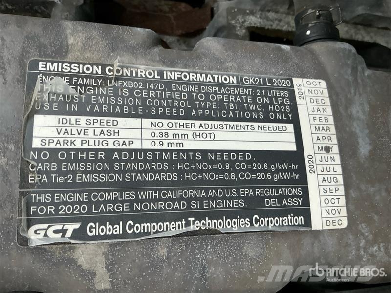 Mitsubishi FG25N 5000 lb Pneumatic Tire Forklift Kahveltõstukid - muud