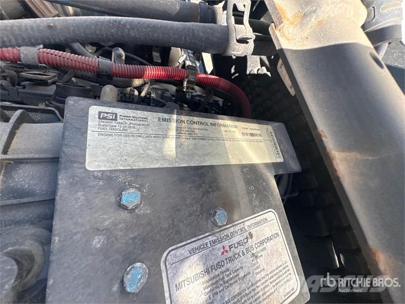 Mitsubishi Fuso 4x2 Van Truck Skapbiler