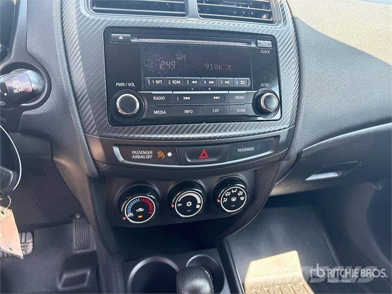 Mitsubishi Outlander Cars