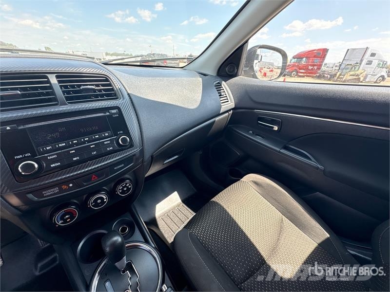 Mitsubishi Outlander Cars