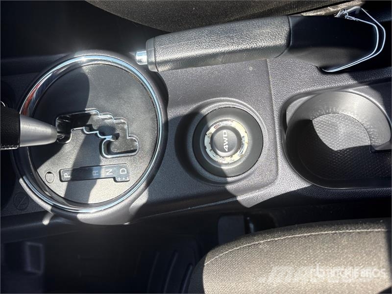 Mitsubishi Outlander Cars