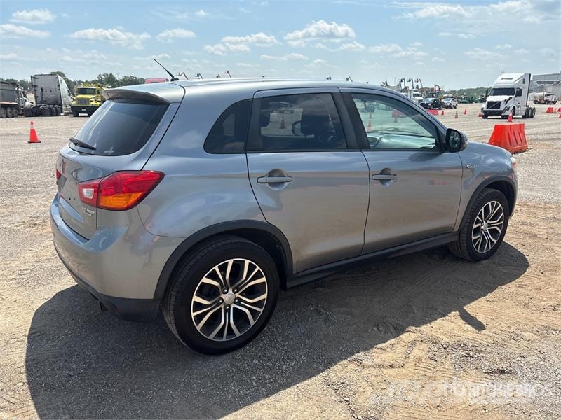 Mitsubishi Outlander Cars
