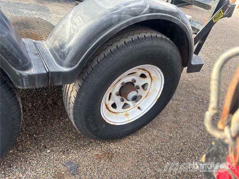 MMDI 10 ft T/A Equipment Trailer Reboques de transporte Auto