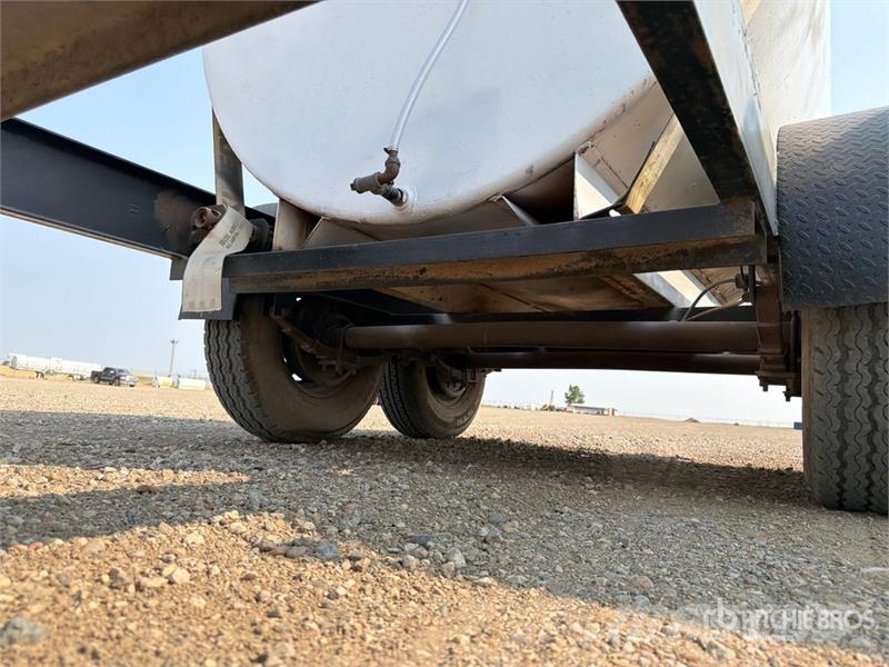 MMDI T/A Fuel Trailer Tankwagen