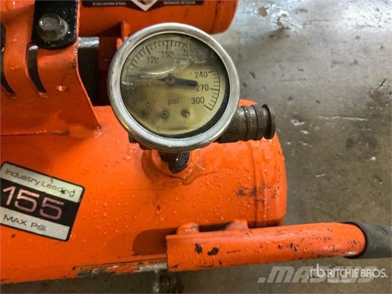 Mobile 8 gallon Air Compressor Kompresori