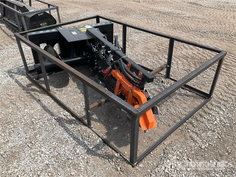 Mower King ECSSCT72 60 in Skid Steer Trencher (Unu Trancheuse