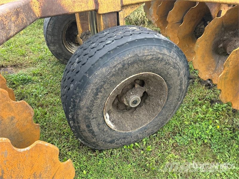 MTS 13x36 13 ft Offset Vertical Disc Дисковые бороны