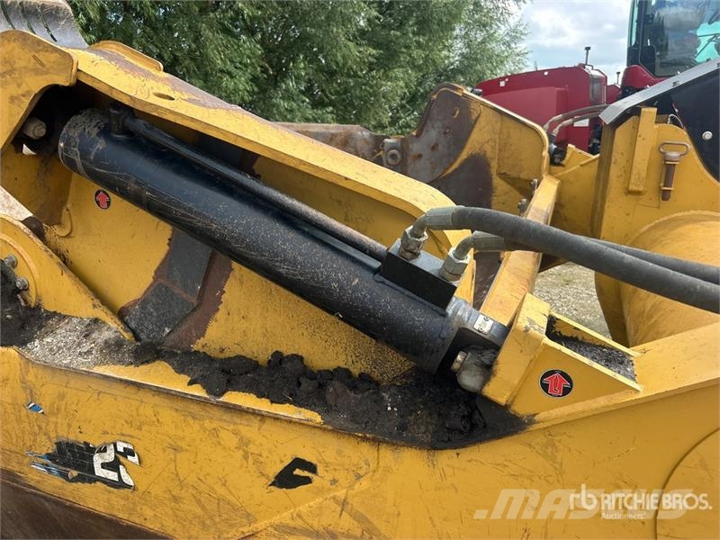 MTS 23-28 4 Tire Hydraulic Pull Scraper Polovni strugači