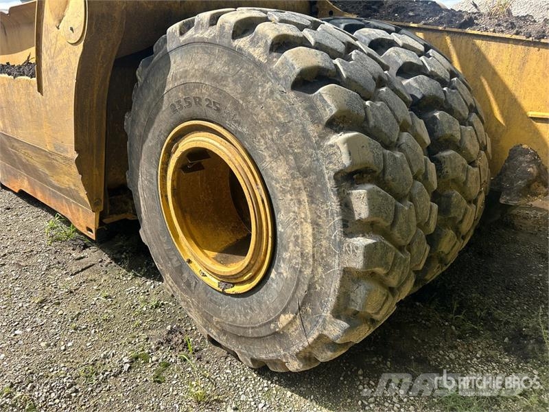 MTS 23-28 4 Tire Hydraulic Pull Scraper Polovni strugači
