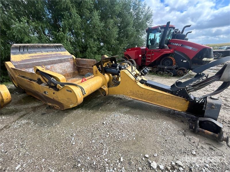 MTS 23-28 4 Tire Hydraulic Pull Scraper Polovni strugači