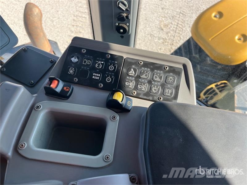 MTS 3630T Scraper Tractor 建設機械 -　その他