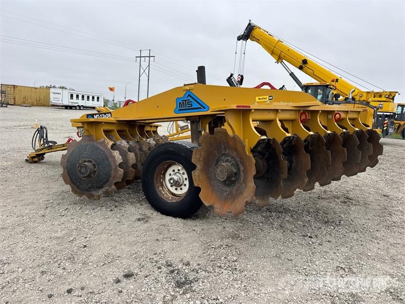 MTS MT-13x38 13 ft 0 in Offset Breaking Disc Scheibeneggen