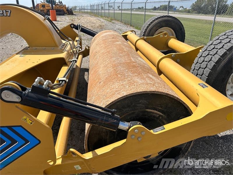 MTS MT-14 Hydraulic 2 Tire Rollerblade Box Blade Sonstiges Traktorzubehör