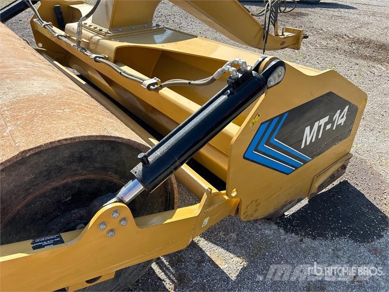 MTS MT-14 Hydraulic 2 Tire Rollerblade Box Blade Outros acessórios de tractores