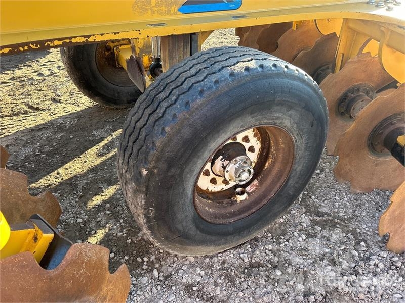 MTS MT13X38 13 ft Offset Breaking Disc 디스크 하로우(쇄토기)