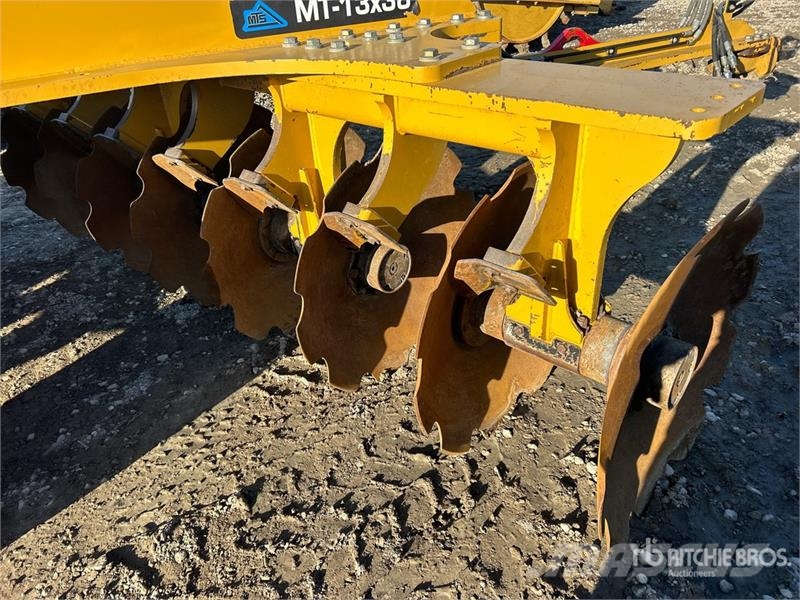 MTS MT13X38 13 ft Offset Breaking Disc 디스크 하로우(쇄토기)