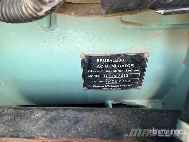 MultiQuip DCA-25SSIU4F 20 kW Mobile Generator Set Geradores Diesel