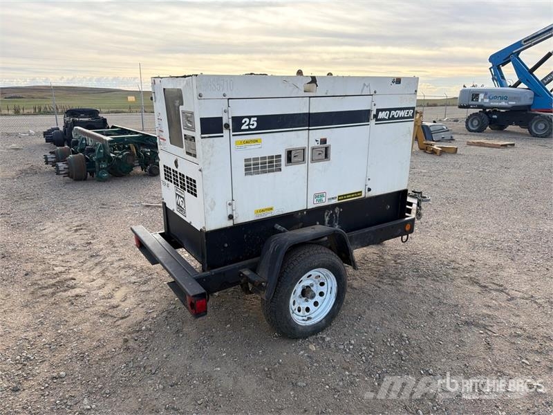 MultiQuip DCA-25SSIU4F 20 kW Mobile Generator Set Geradores Diesel
