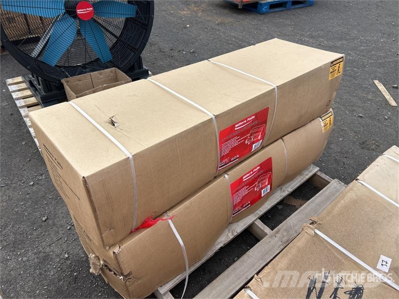 MultiQuip FILS48 Quantity of (2) Lawn Sweeper (Unused) 其他農業機械