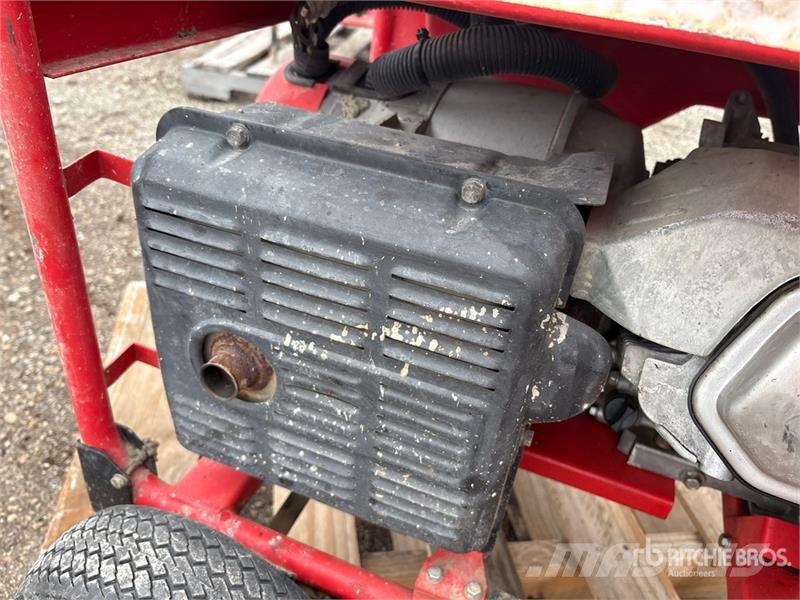 MultiQuip GDP-5HA Portable Generator Set Citi ģeneratori