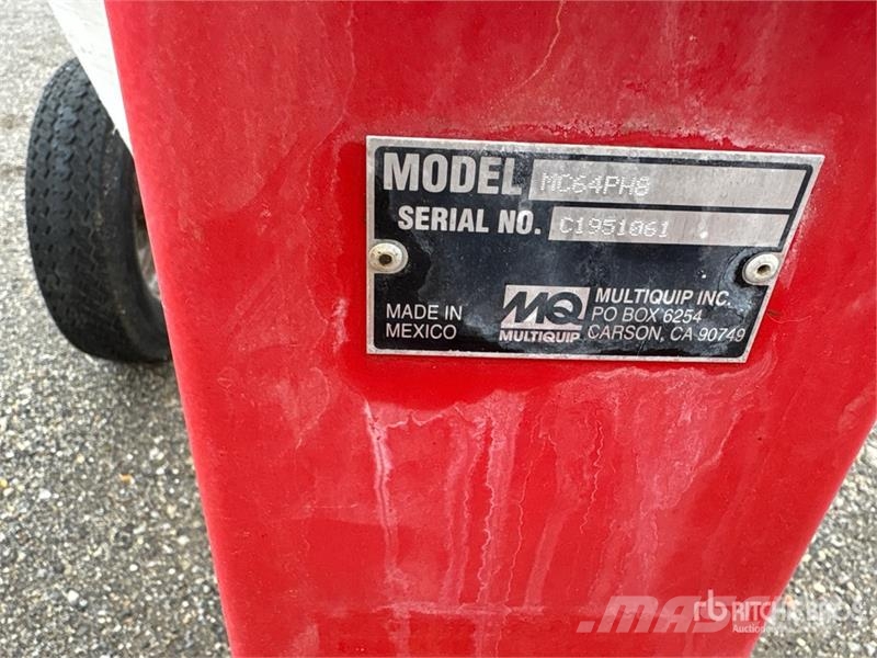 MultiQuip MC64PH8HBC1 Portable Concrete Mixer Betonmischer