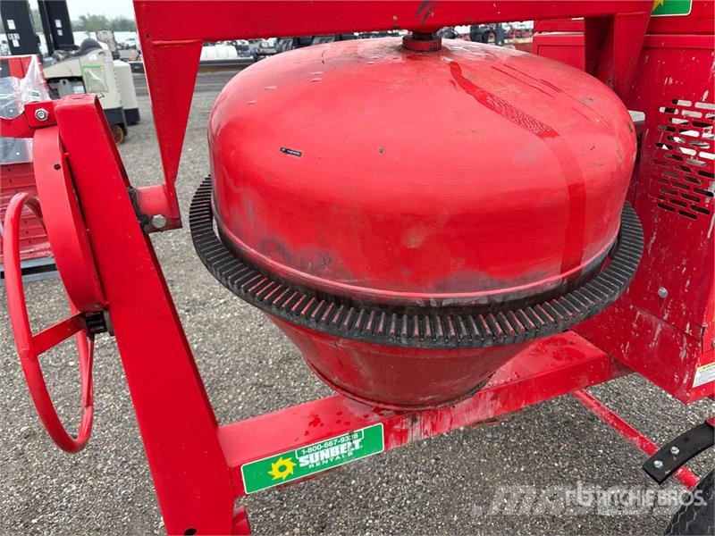 MultiQuip MC94PH8 Betonmischer