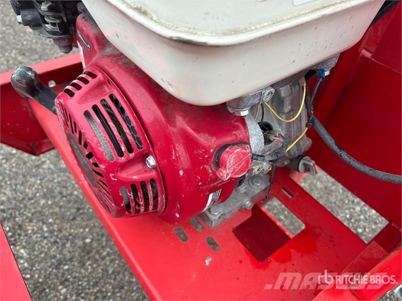 MultiQuip MC94PH8 Betonmischer