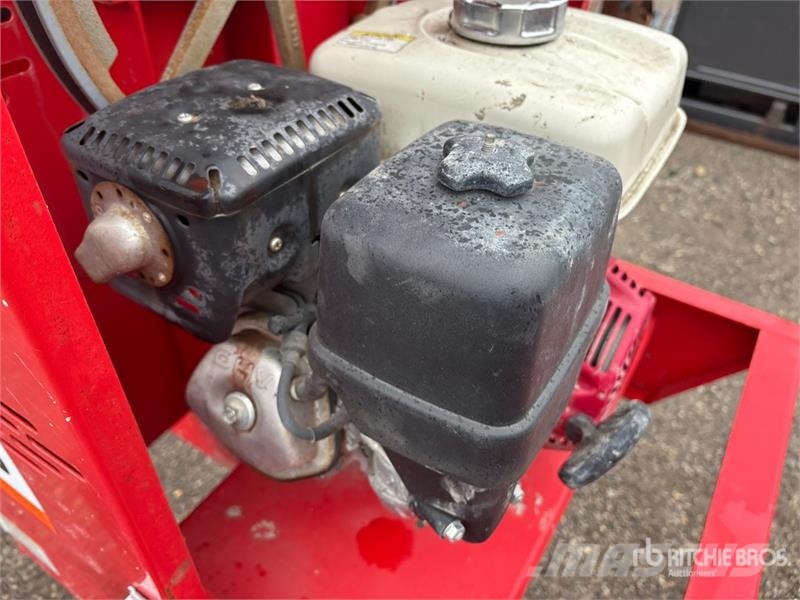 MultiQuip MC94PH8 Betonmischer