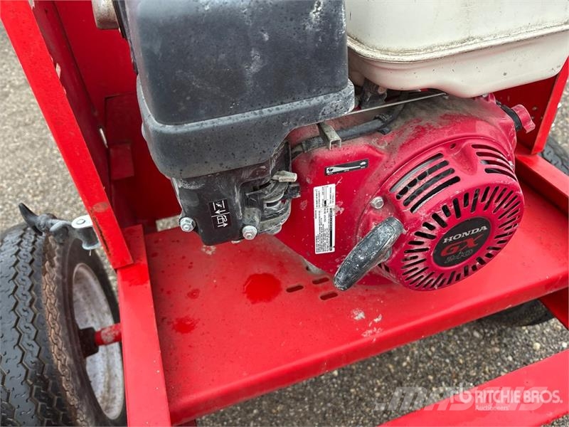 MultiQuip MC94PH8 Betonmischer