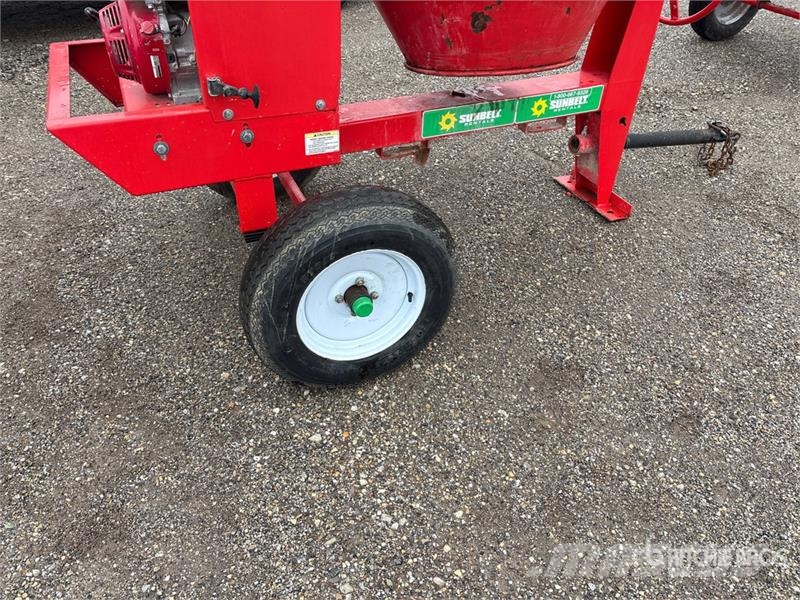 MultiQuip MC94PH8 Betonmischer