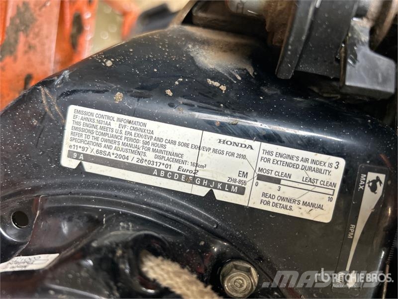 MultiQuip MVC88VGH Vibratory Plate Compactor دكاكات أفقية