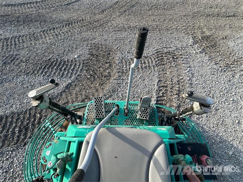 MultiQuip Ride-On Ride-On Power Trowel Lžíce