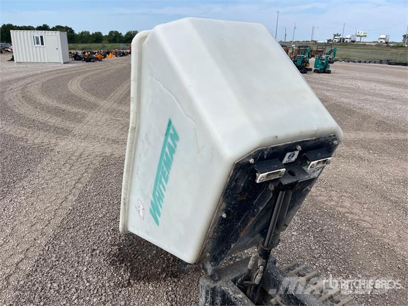 MultiQuip Whiteman WTB16 Stand-On Crawler Concrete Buggy Accessori per Calcestruzzo