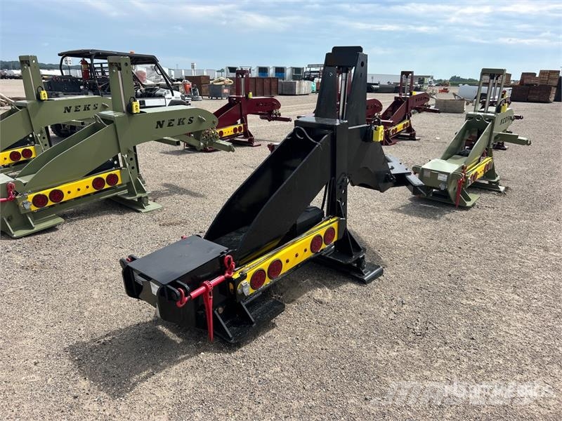 Neks Fifth Wheel Wrecker Attachment (Unused) Ostale kargo komponente