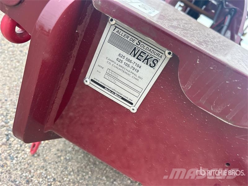  Neks Fifth Wheel Wrecker Attachment (Unused) Ostale kargo komponente