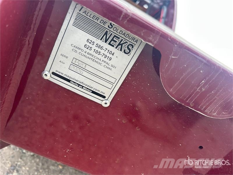 Neks Fifth Wheel Wrecker Attachment (Unused) Ostale kargo komponente