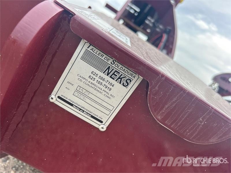 Neks Fifth Wheel Wrecker Attachment (Unused) Ostale kargo komponente