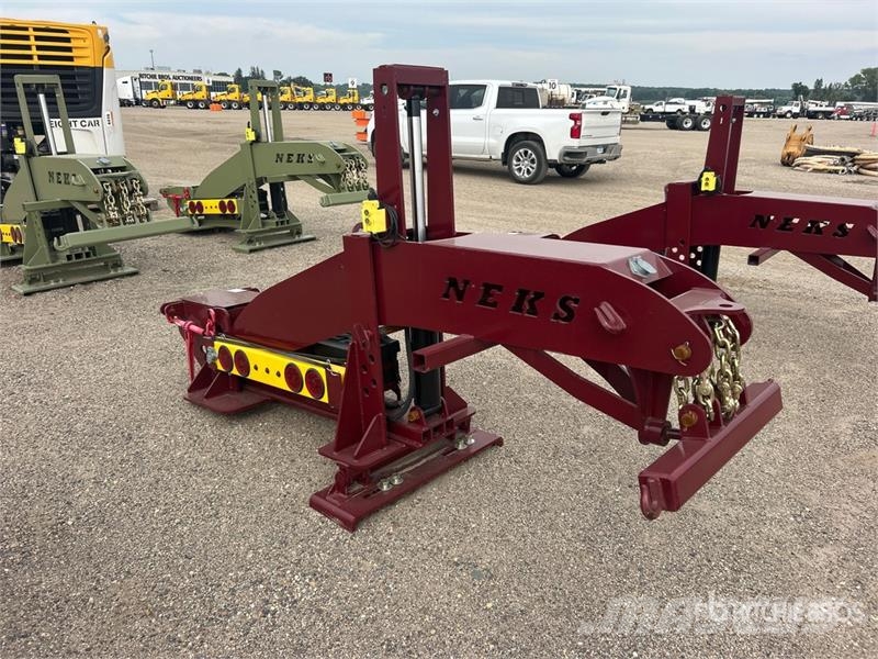  Neks Fifth Wheel Wrecker Attachment (Unused) Ostale kargo komponente