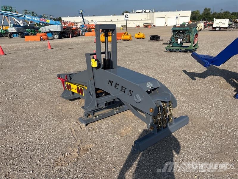 Neks Hydraulic Fifth Wheel Wrecker Attachment Ostale kargo komponente