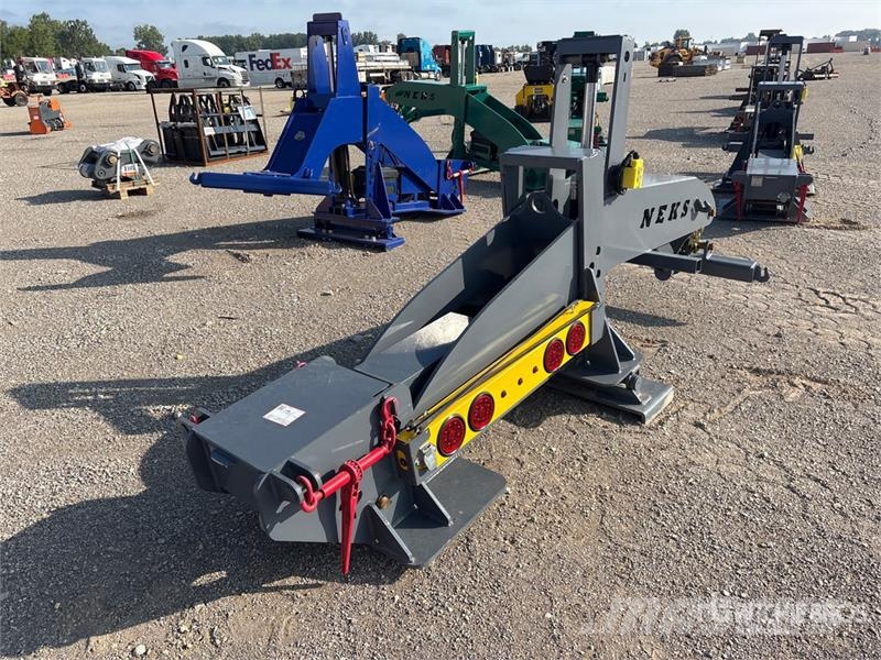 Neks Hydraulic Fifth Wheel Wrecker Attachment Ostale kargo komponente