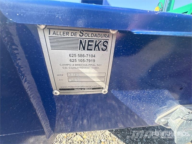  Neks Hydraulic Fifth Wheel Wrecker Attachment 其他組件