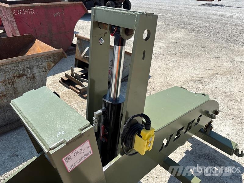 Neks Hydraulic Fifth Wheel Wrecker Attachment Ostale kargo komponente