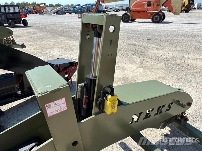 Neks Hydraulic Fifth Wheel Wrecker Attachment Ostale kargo komponente