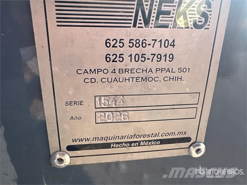 Neks Hydraulic Fifth Wheel Wrecker Attachment Ostale kargo komponente